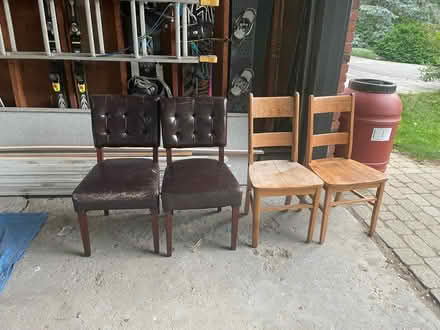 Photo of free 4 chairs (Alta Vista) #1