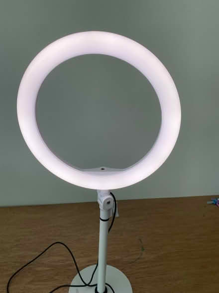 Photo of free Neewer Ring Light (Cherry Hinton, Cambridge) #2