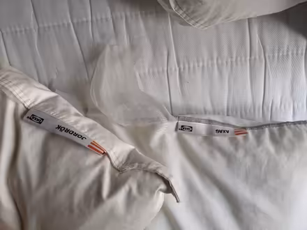 Photo of free IKEA double duvet and 2 X pillows (E9) #3