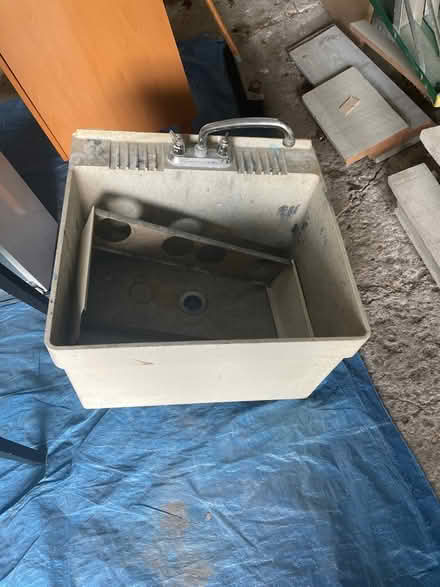 Photo of free Laundry tub (Alta Vista) #1