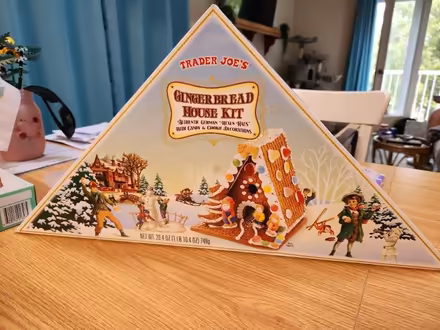 Photo of free Gingerbread house kit (Germantown) #1