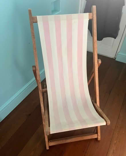 Photo of free Deck chair (Kemp st) #1
