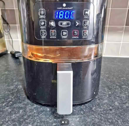 Photo of air fryer (Bacup) #1