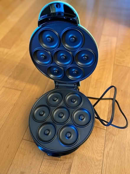 Photo of free Mini Donut Maker (Mountain View) #2