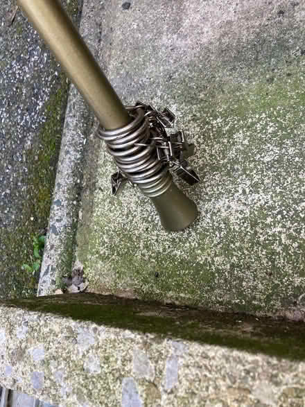 Photo of free Curtain pole with rings&hooks (HX3) #2