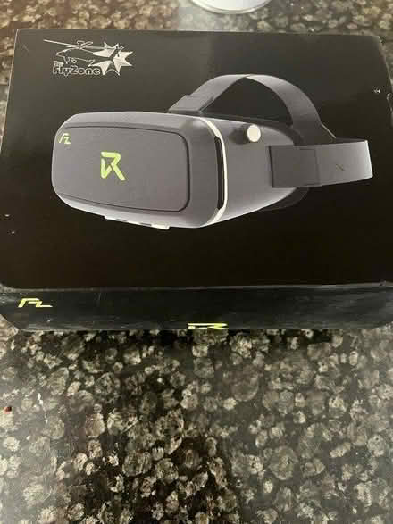 Photo of free Virtual reality headset (Shinfield) #1