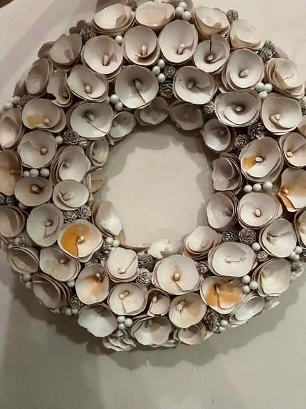 Photo of free White Wreath (Ayer) #1