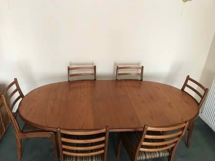 Photo of free Dining table and 6 chairs (Doxey ST16) #2