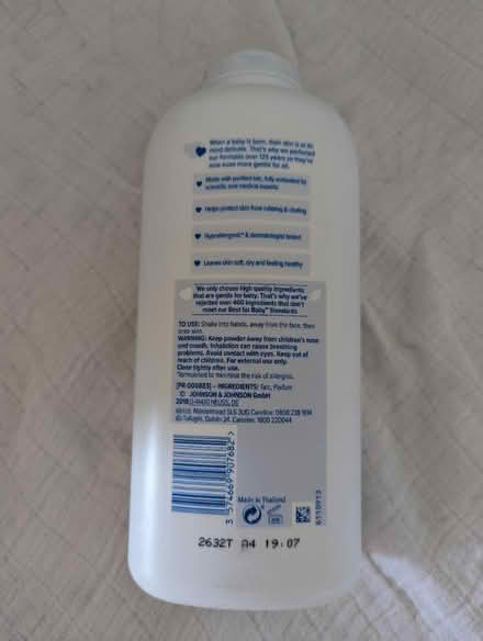 Photo of free Johnson's Baby Powder (SE25) #3
