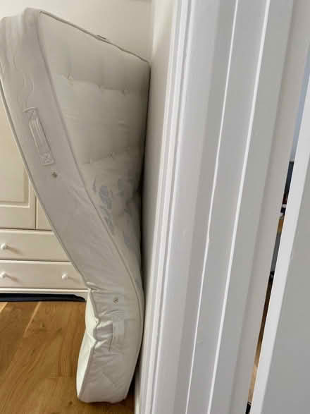Photo of free Double mattress (pocket sprung) (BR7) #2