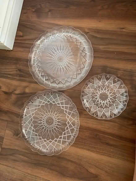 Photo of free X4 Pretty acrylic trays (Shoreham by sea) #1