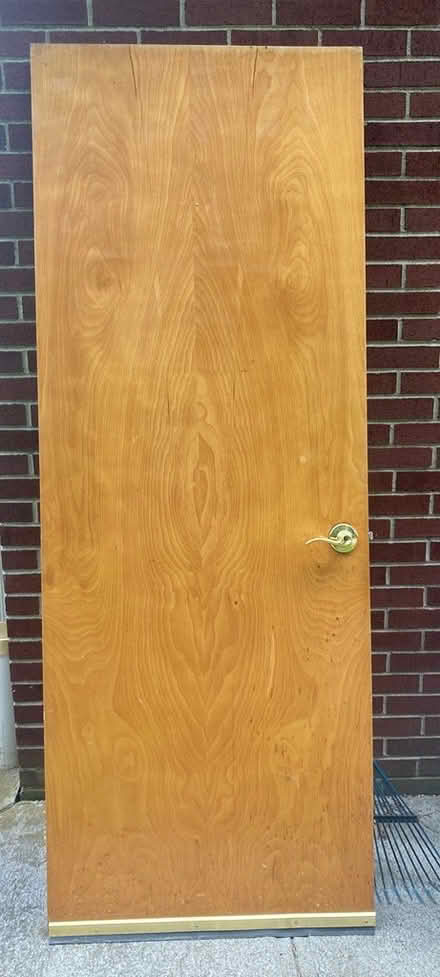 Photo of free 30” hollow core door (Wingdale) #1