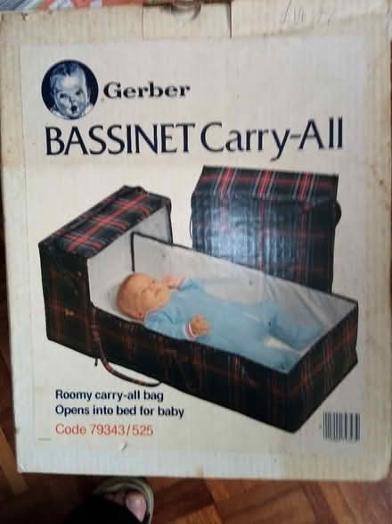 Photo of free Gerber Bassinet Carry All - Carrycot (Wylde Green B72) #1