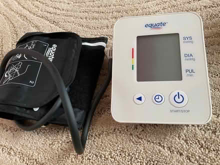 Photo of free Blood Pressure Monitor (Reynolds Cirners) #1