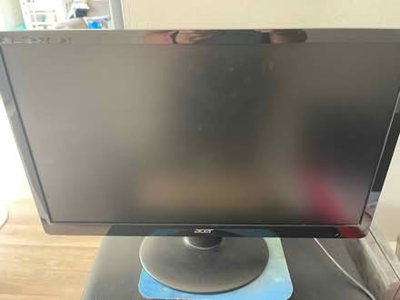 Photo of free Computer screen (Wimbledon SW20) #1