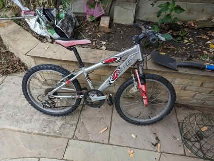 Photo of free Kids bike - needs repair (Streatham Common SW16) #1