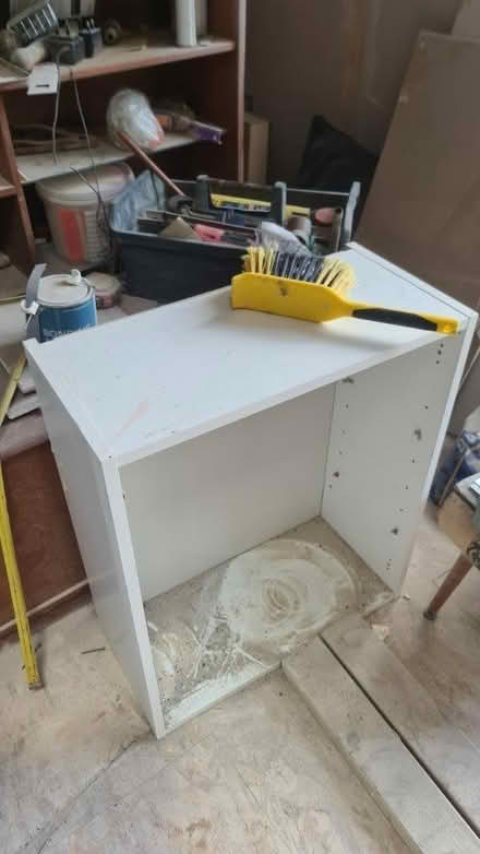 Photo of free Left over kitchen cupboards Howdens (Tolworth KT6) #1
