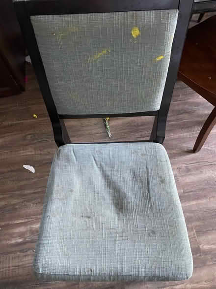 Photo of free 6 dining room chairs (Broomfield) #3