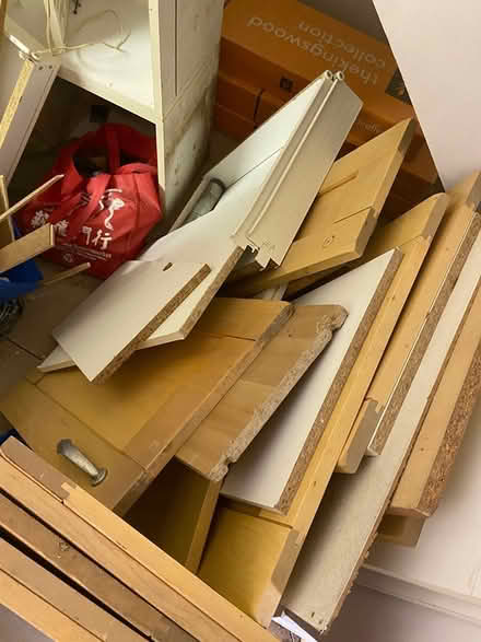 Photo of free Kitchen cabinet doors (South Norwood SE25) #2