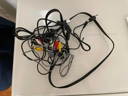 Photo of free Random cables (Dupont Circle) #1