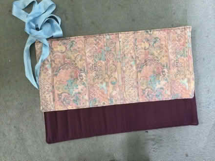 Photo of free knitting needle case including some knitting needles (Halton LS15) #2