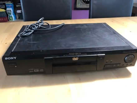 Photo of free Sony DVD player (SE26) #1