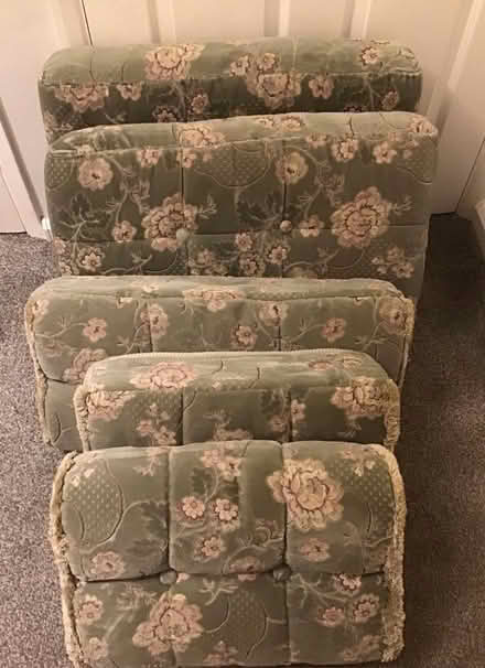 Photo of free 5 x caravan cushions (Eastbourne BN21) #1