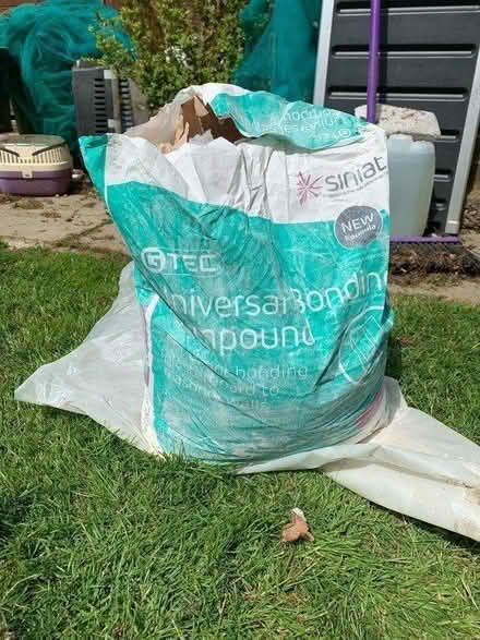 Photo of free Universal bonding compound (Cranleigh GU6) #1