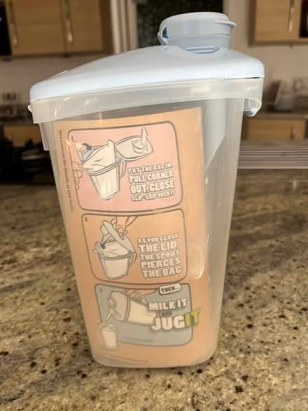 Photo of free Plastic jug (Bracknell RG12) #2