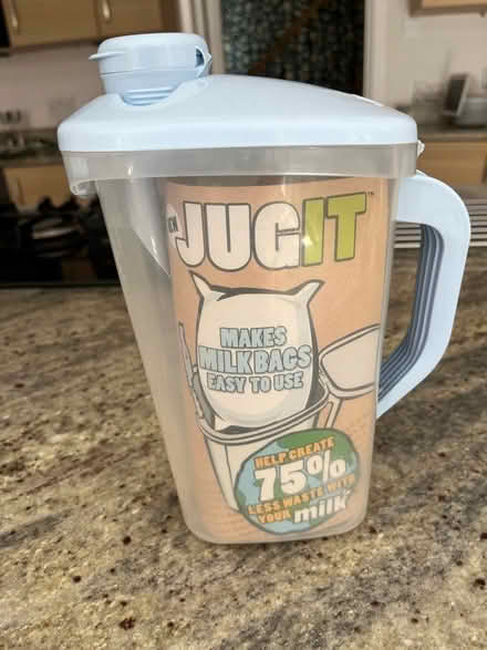 Photo of free Plastic jug (Bracknell RG12) #3