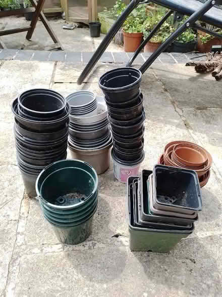 Photo of free Plant pots (Darley Hillside DE4) #1