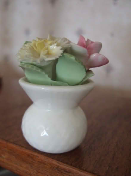 Photo of free Royal Doulton miniature posy vase (Barnard's Green WR14) #2