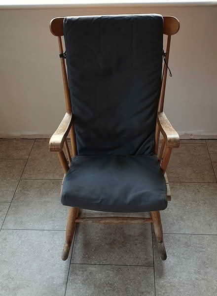 Photo of free Rocking chair (Ware SG12) #2