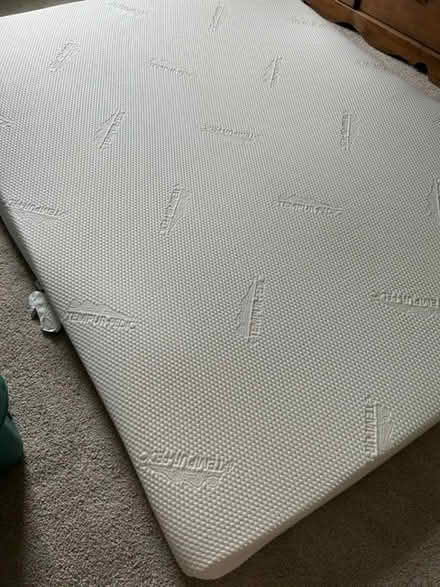 Photo of free Tempur-Pedic 3" mattress topper (20020) #1