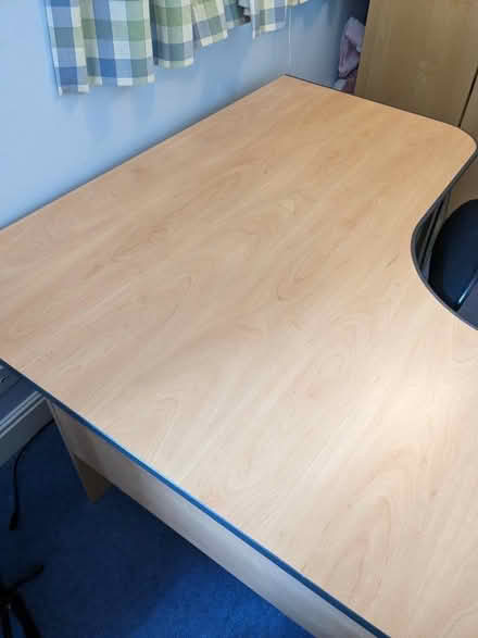 Photo of free Large desk (LE11) #1