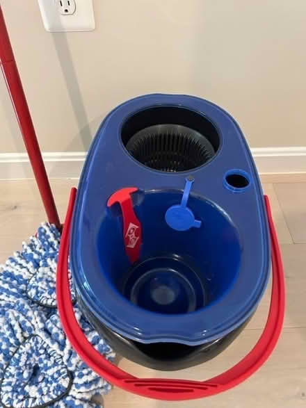 Photo of free Mop & Bucket Floor Cleaning System (20020) #2