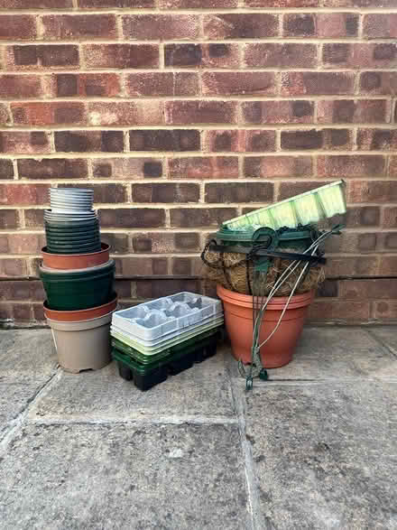 Photo of free Garden plastic pots (Crawley RH10) #1