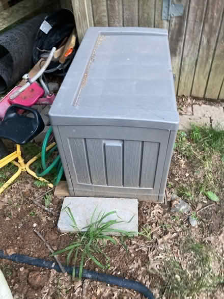 Photo of free Outdoor storage, fast pick up (Woodfield Rd & Airpark) #2