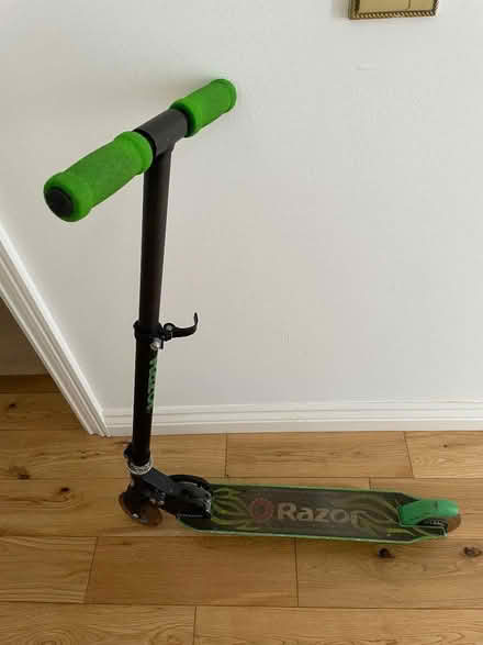Photo of free Scooter (Oakhurst SN25) #1