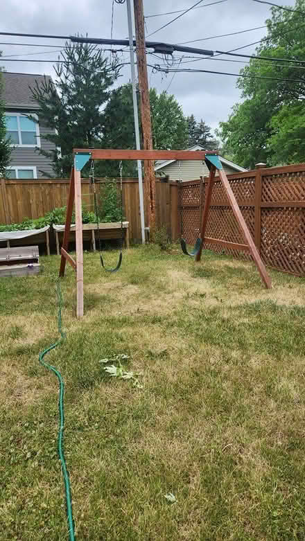 Photo of free Swing set (North/central) #1