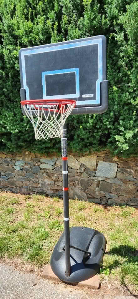 Photo of free Kids Basketball Hoop Adjustable (Bethesda Ayrlawn - near NIH) #2