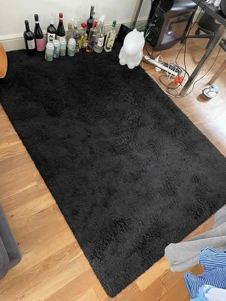 Photo of free Ikea black rug (Clapham south) #4