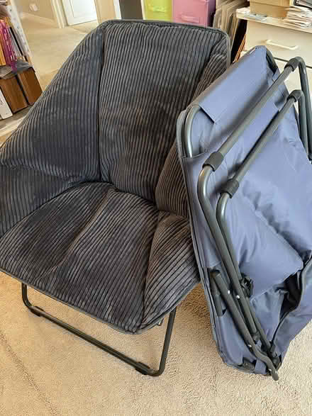 Photo of free 3 folding armchairs (Greenhill and Penn Ave)