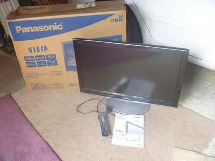 Photo of free Panasonic 32" full HD 1080p TV (Freesat) (Barton-on-Sea BH25) #4