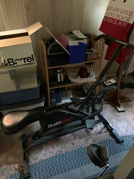 Photo of free exercise machine (upper Tangletown) #3