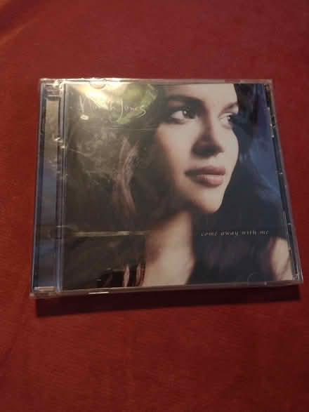 Photo of free Norah Jones CD (Ballard loyal heights) #1