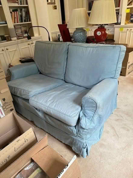 Photo of free Small sofa (Chelsea SW3) #1