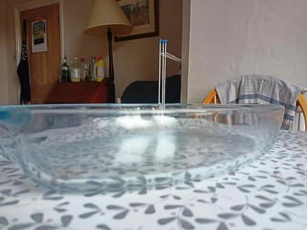 Photo of free Large Pyrex Dish (W13) #3