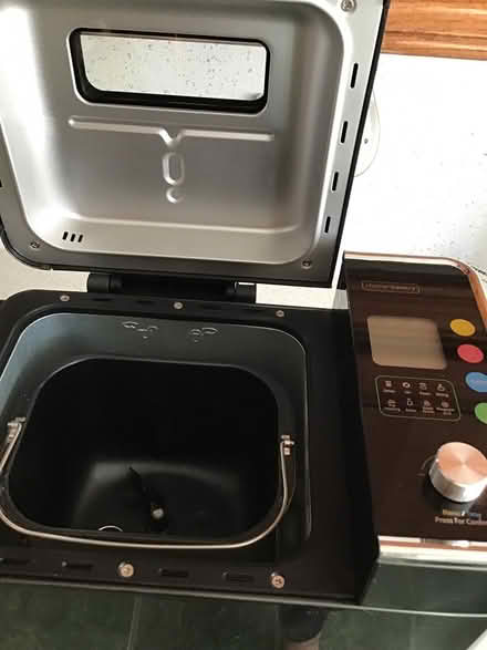 Photo of free Bread maker and instruction book (Ferniehill EH17) #4