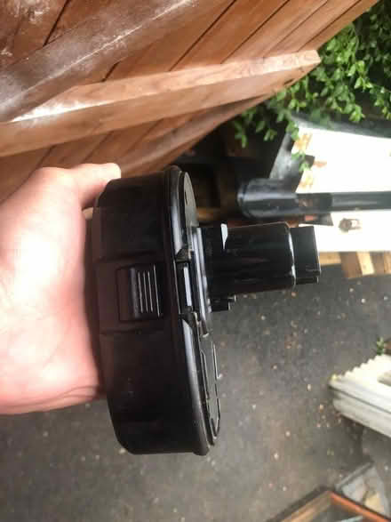 Photo of Dewalt battery (Penwortham PR1) #3